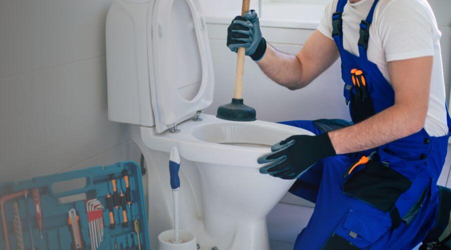 Professional expert plumbing services in Utica, MI